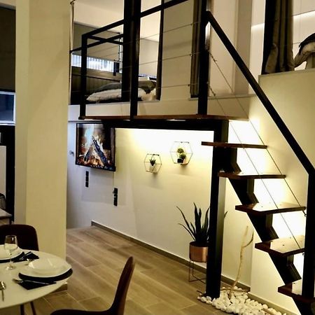 Cosy Loft Apartment Патра Екстериор снимка