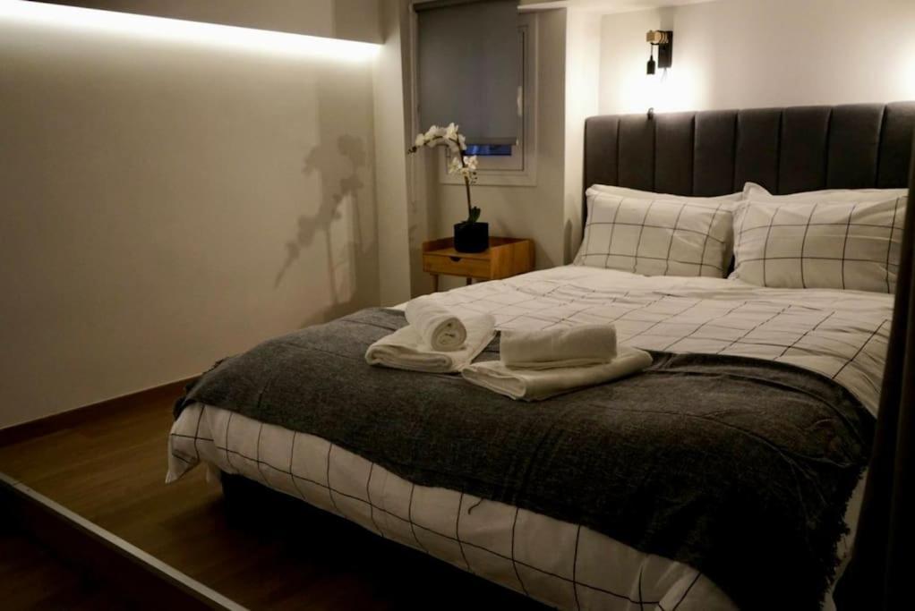 Cosy Loft Apartment Патра Екстериор снимка