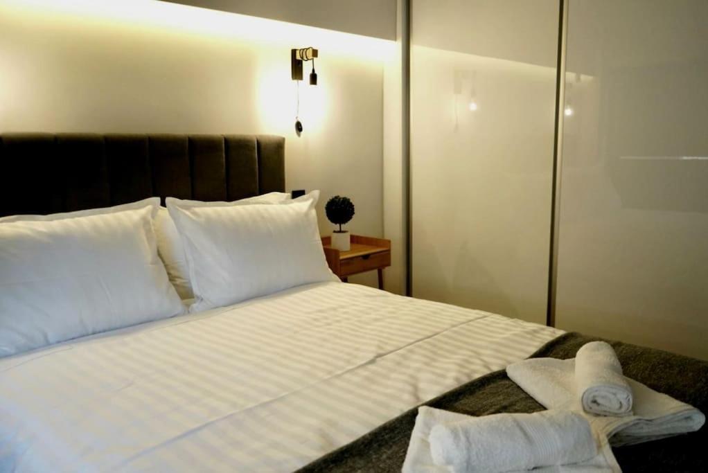 Cosy Loft Apartment Патра Екстериор снимка