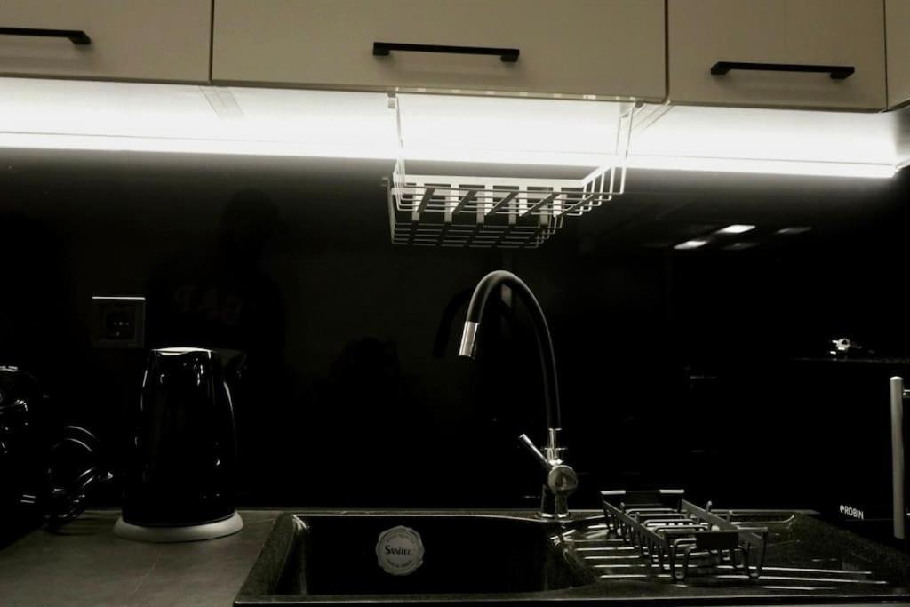 Cosy Loft Apartment Патра Екстериор снимка